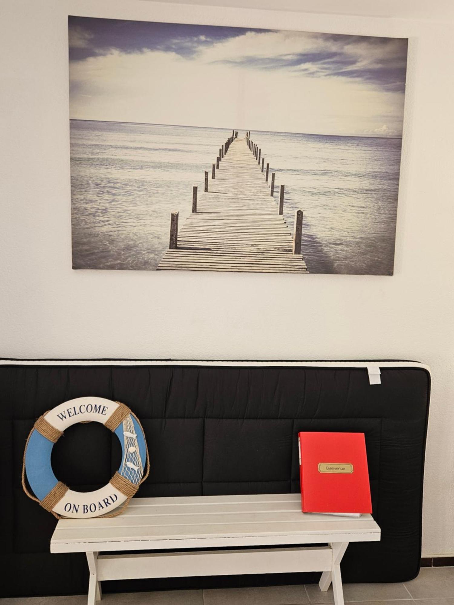 Presqu'ile De Giens, Maison Rdc Avec Acces Et Jardin Prives Sans Vis-a-vis, Piscine, Plages A 2 Min A Pieds Appartement Hyères
