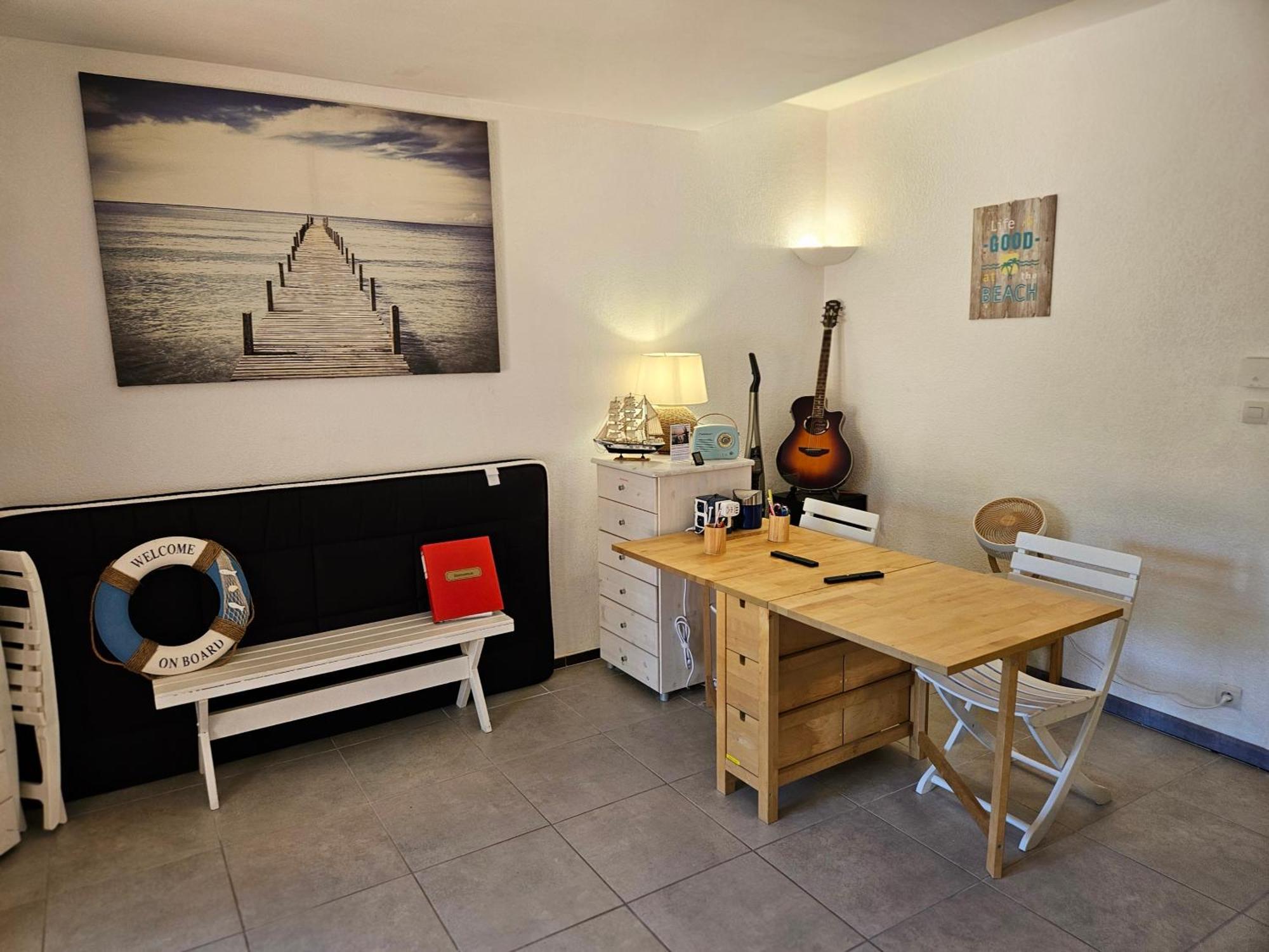 Giens Peninsula Seaside Villa: Private Garden, Pool, And Access Apartment Hyeres